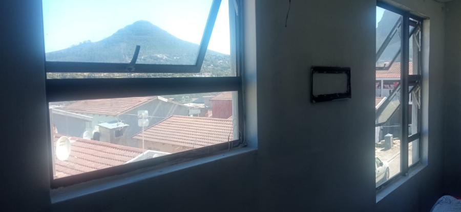 4 Bedroom Property for Sale in Imizamo Yethu Western Cape